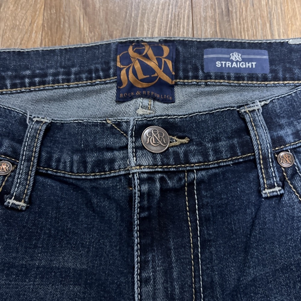 Rock & Republic Jeans Mens 38x32 Blue Rebellion Straight Leg Denim - Picture 4 of 13